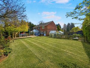 Photo 19- click for photo gallery